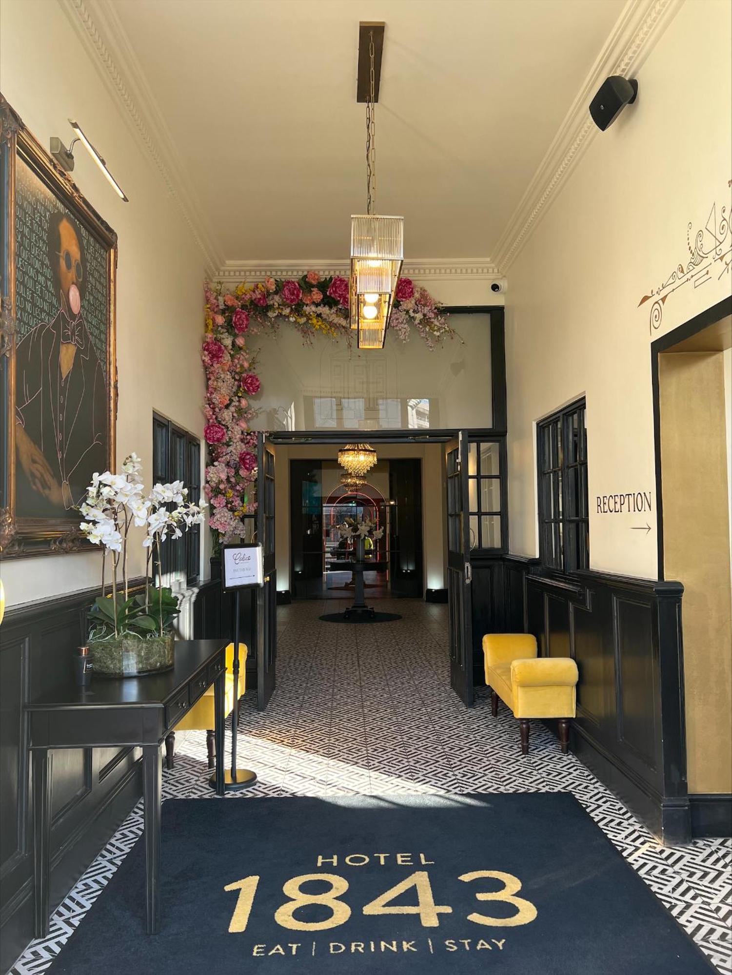 Hotel 1843 雷丁 外观 照片